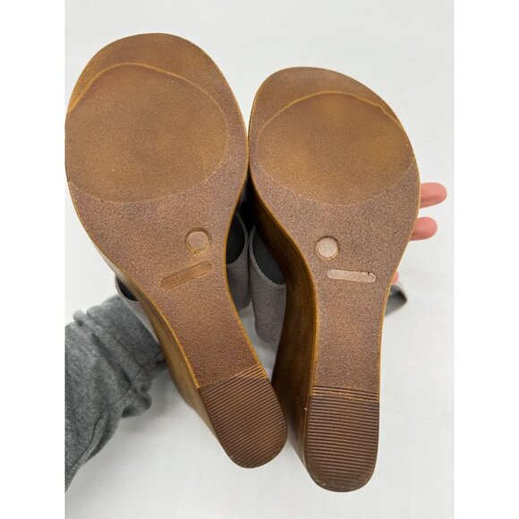Steve Madden Womens Suede Platform Wedge Sandals Size 8 Grey Crisscross Strap - Picture 12 of 12